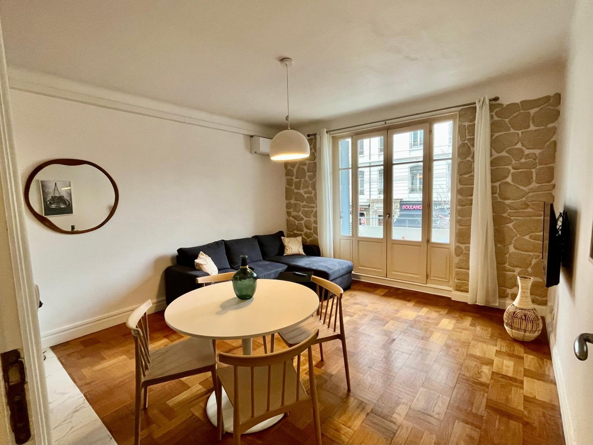 Suite Corneille Лион Экстерьер фото